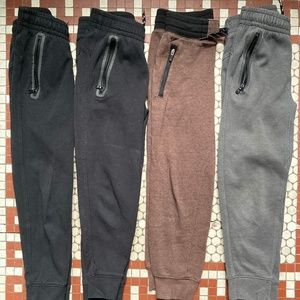 Set of 4 Old Navy Boys Joggers Size Small